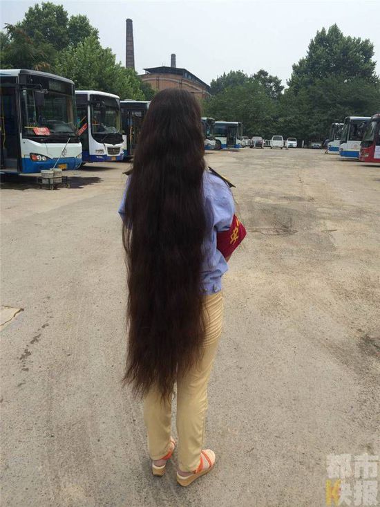 西安长发美女售票员