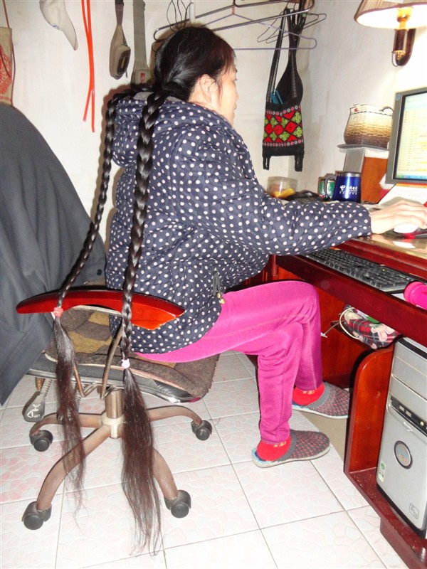 妻子的长辫子