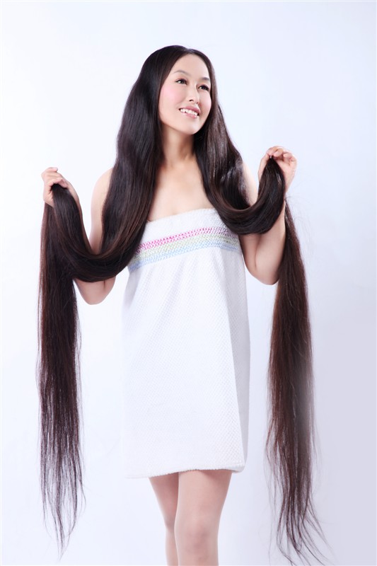 张凤芹长发写真